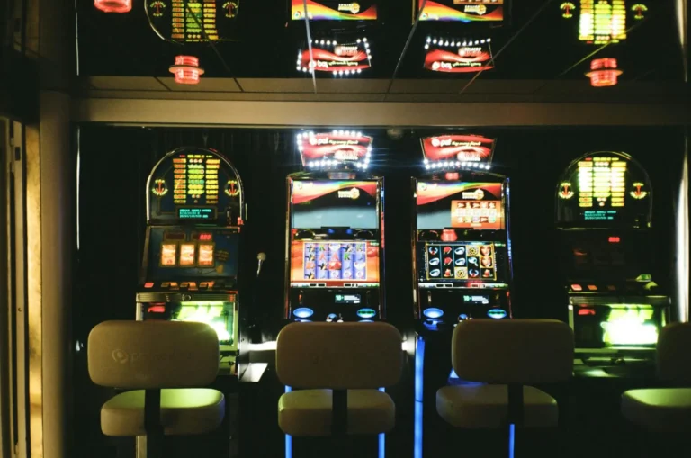 Best Strategies for Consistent Wins at Slot Machines