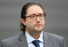 Auditor Warning Puts Pogust Goodhead Debt And Cash Flow In Focus
